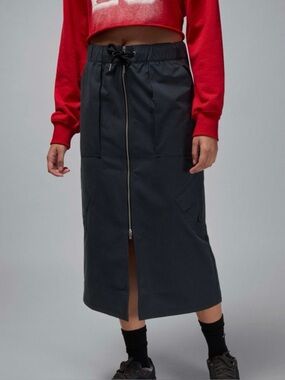 New Jordan Chicago Skirt “Black” XS